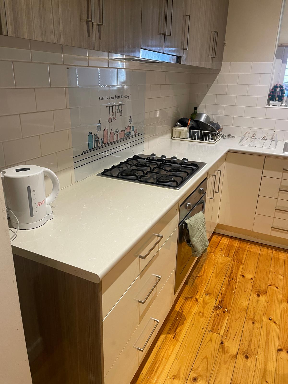 Full kitchen deep cleaning result