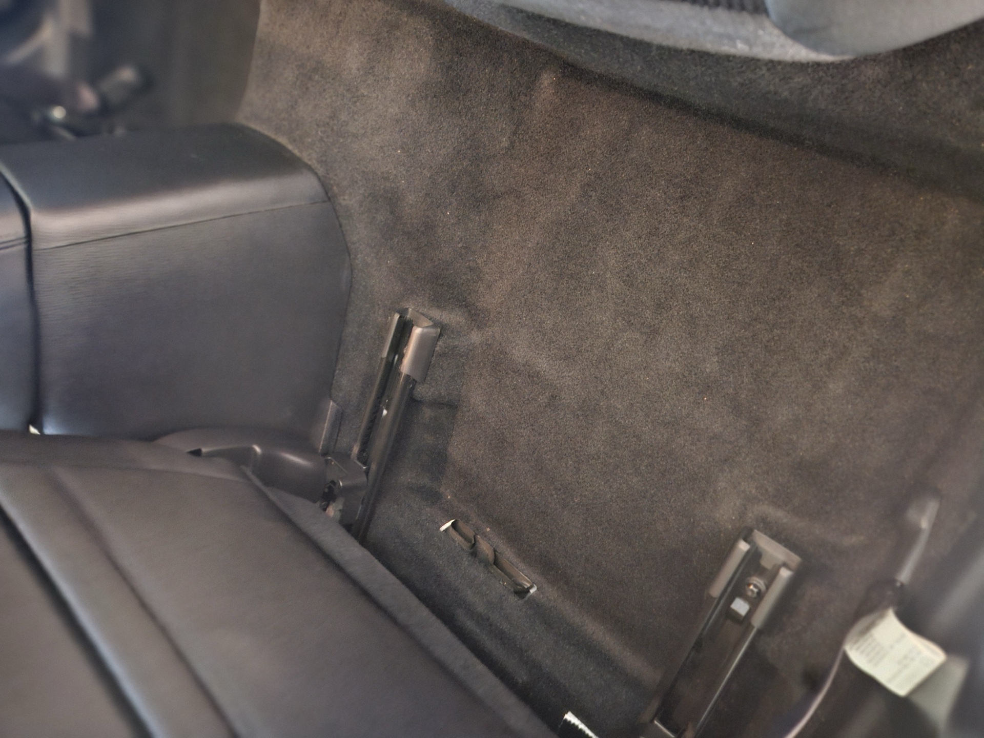 Car rear quarter detailing result
