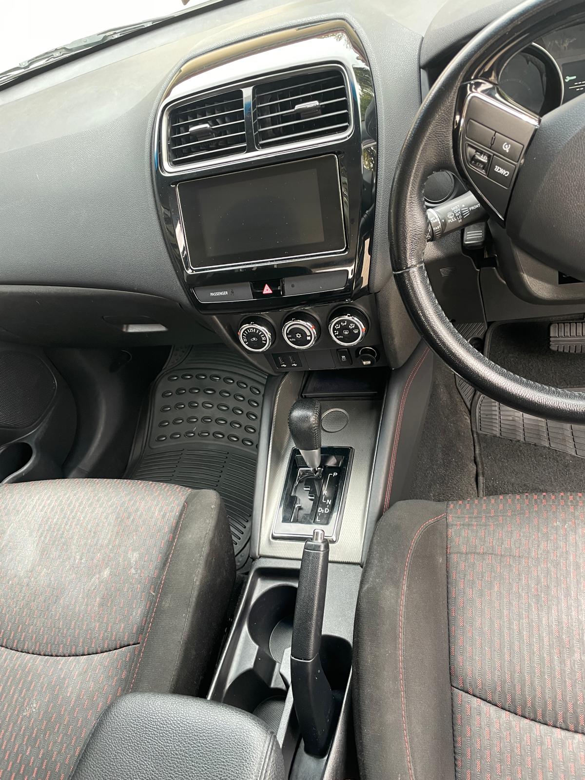Centre console deep clean